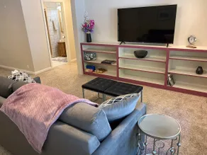 Spacious, Secluded 1BR Apt w/HotTub near Mingus Pk - Image 5