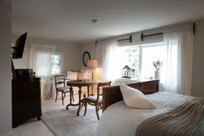 Soiniity Manor, Ebba's Room - Image 2