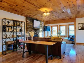 Charming Lake Cottage w/ Hot Tub & Kayaks - Image 2