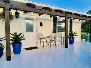 Naples Getaway for Two • Central to Everything - Image 4