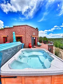 360*Views-Hot tub/Steam Shower/In-Out Fireplaces - Image 4
