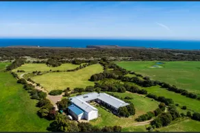 Pt Hesse Luxury Coastal Homestead - Image 2