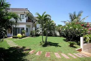 Beautiful Private (12m) Pool Villa with BIG Garden - Image 3