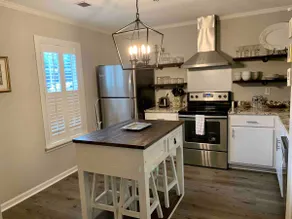 WOW! 3BR Retreat: Walk 2 UWG/Near Tanner/Southwire - Image 3