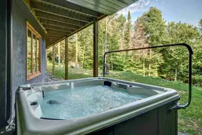 Log Chalet w/ Lake Access, Hot Tub & Pool Table - Image 2