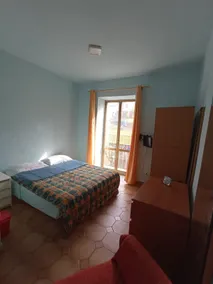 the house of friends on the first floor - Image 2