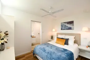 Designer Beach Studio Relax & Unwind Beach Style - Image 2