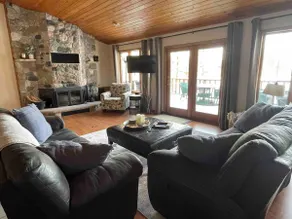 Pet Friendly| Lakefront| Fire Pit| Kayak| Arcade - Image 2