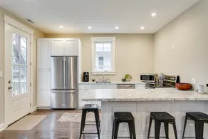 Carriage House - Crescent Hill (Frankfort Avenue) - Image 3