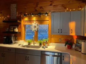 Skyview - Private Mountain Retreat - Image 4