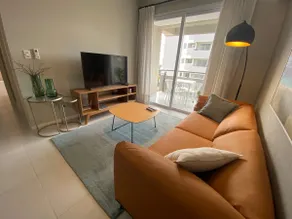 Spacious apartment with 2 bedrooms and 2 garages - Image 2
