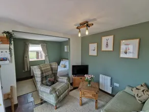 Cosy Coppice Cottage - Image 2
