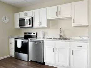 Cherry Street Retreat - Image 5