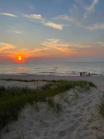 Big Beach Front House 8br 5ba Fireplace/Pit*WiFi* - Image 2