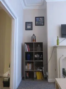 Nice house, in convenient location (free parking) - Image 3