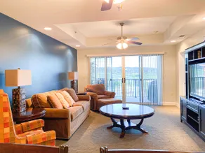 Spacious condo convenient location! - Image 5