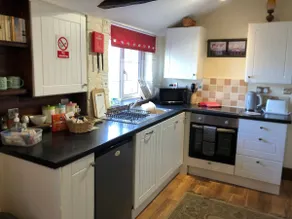 The Potting Shed - cosy country cottage - Image 5