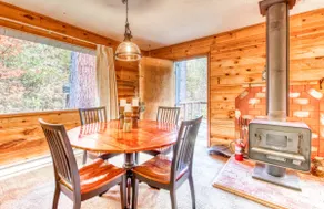 Coles Corner Cabin - Leavenworth WA / Stevens Pass - Image 4