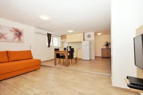 Apartment Franka with own garden - Image 2