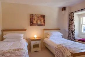 Finchale Abbey, appartement situé au premier étage d'une ferme historique du XIe siècle. - Image 2