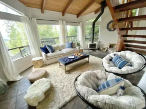 The Treehouse - Image 4