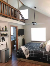 Cozy Cabin in AR Wine Country! Fast WiFi! - Image 4
