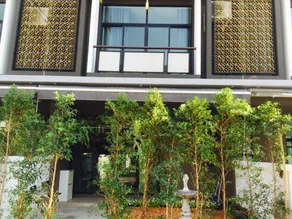 D. Whole house 4-bedroom, PEACE, MRT Tiwanon, Grab - Image 2