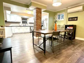Charming 2br- Sleeps 8- Spacious Back Deck - Image 4