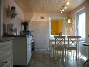 Parkland house in the picturesque estate village of Dalwitz - Image 4