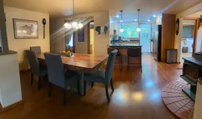 Umpqua river front house promises relaxation - Image 5