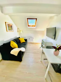 Moselle's Cocoon - Comfy Apartment near Moselle - Image 2