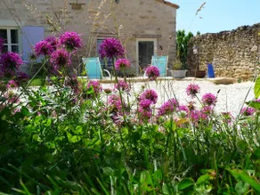 La Ponne, lovely gîte, large garden in Deux-Sèvres! - Image 3