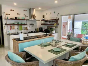 Cozy poolvilla in the heart of Phuket - Image 5