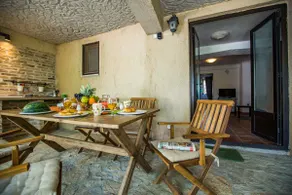 apartment in a Mediterranean stone house with a garden - Image 3