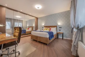 Plaza España - City Center Apartment - Image 5
