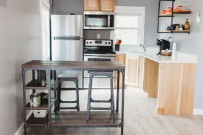 Newly Renovated Cottage on Oak Orchard Creek - Image 4