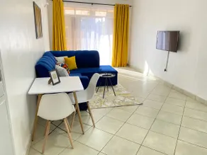 AIRY 2 BR Nyali - Cinemax,Balcony, WiFi, Hotshower - Image 2