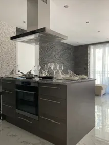 Swiss Luxury Apartment - Image 2