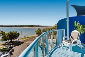 3 Bedroom Penthouse Apartment with Private Rooftop - Image 5
