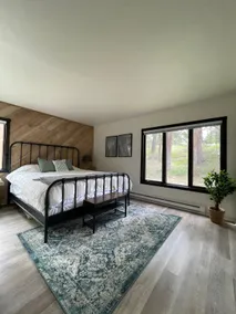 Clean modern farmhouse in Snowcreek with 4 minute walk to shuttle and preserve - Image 5