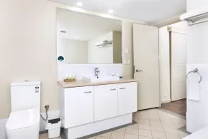 Oceanview 1 Bed Apartment @ Quality Resort Sorrento Beach - Image 5