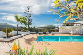 Luxuriöses Landhaus \"El Quinto\" mit Pool, Terrasse, Garten & WLAN - Image 4