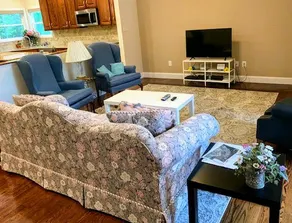 Private Retreat at Tellico Lake - Image 2