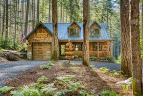 The Timber Retreat a Lux Oregon Cabin - Image 2