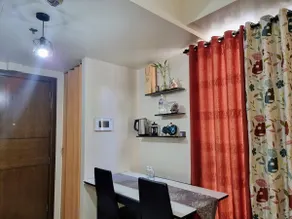 One Palm Tree Villas Condo Across NAIA Terminal 3 - Image 3