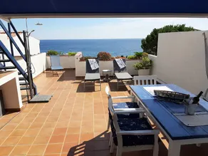 Penthouse with large terrace overlooking the sea 200m from the beach - Image 3