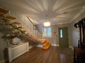 Gleanntan House - Beautiful Town House with Free parking - Image 3