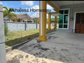 Alkhaless Homestay Melaka Semi D (Muslim Only) - Image 2