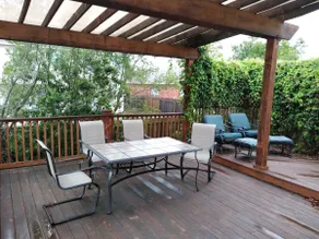 4/2 House with Awesome Patio - Image 2