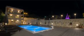 Queen Electra with pool and tennis court - Image 4